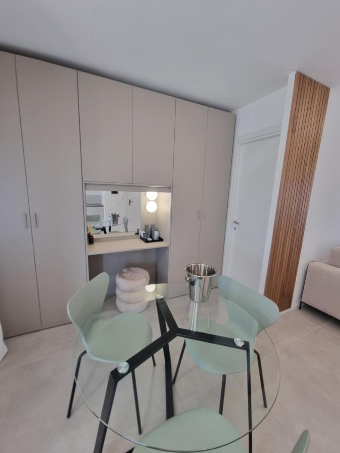Reale Apartments Террачина Екстер'єр фото